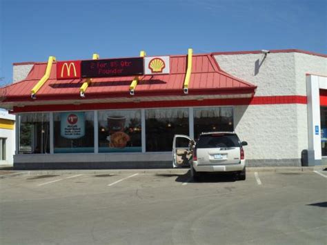 So Quick! Very Polite! - Review of McDonald