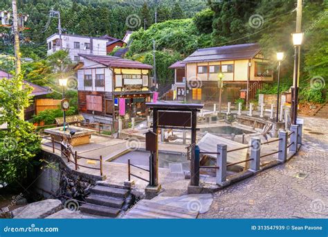 Soak in the hot springs of Nozawa Onsen - The Hiu