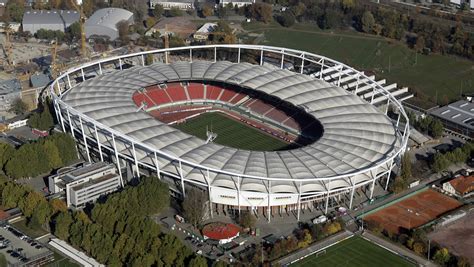Soccer club Stuttgart agrees on deal that’s potentially worth $110 million with Porsche Group