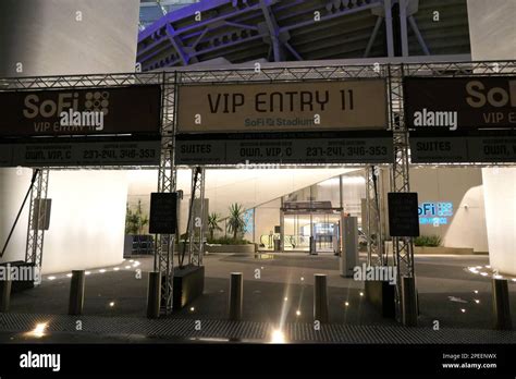 Sofi vip 11 entrance. a walk through SoFi Stadium's VIP entrance down to the Pechanga Club field level 