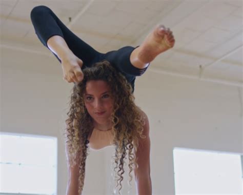 Sofie dossi nude. Sofie Clarice Dossi (born June 21, 2001) is an American actress, contortionist, aerialist, YouTuber, dancer, singer and internet personality. In 2016, she rose to fame on the eleventh season of America's Got Talent. As of May 2023, her YouTube channel has 8.7 million subscribers and 1.6 billion views. Early ... 