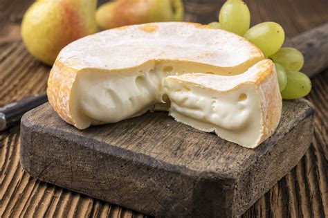 Soft cheese. Other types of soft cheese. Some other popular types of soft cheese can include the following: Saint-Damase is a soft-ripened cheese that has a light creamy texture and a distinct woody aroma. This is traditionally made in Canada. Feta cheese is a soft white crumbly cheese made from goat’s or sheep milk and traditionally part of Greek … 