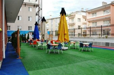Sokak panoramaları: Gümüş Palas Otel Suite, yüzme  Yandex.