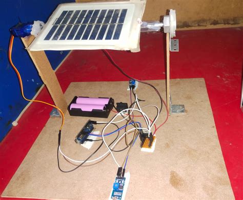 Solar Tracker - TinyCircuits