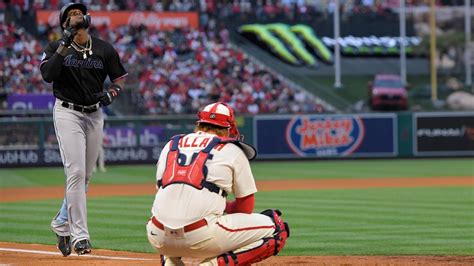 Soler homers in 4th straight game, powers Marlins to 6-2 victory over Angels