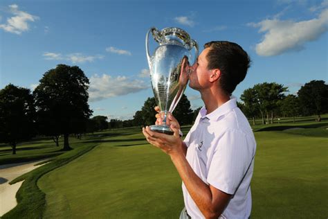 Solheim pick Lang surges two ahead in Alabama