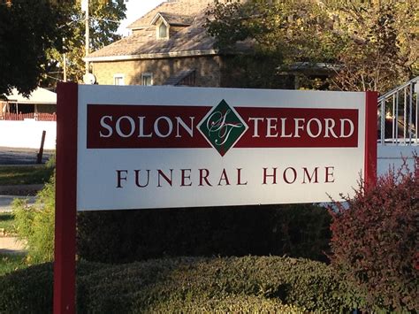 Solon funeral home streator. 