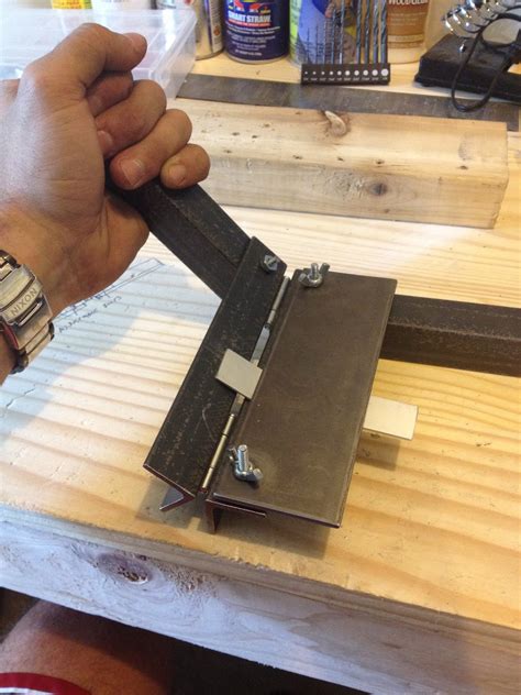 Somewhere in the boundary layer... DIY Metal Brake (continued 2)