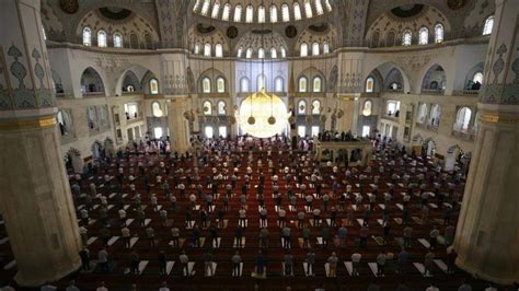 Son Cuma namazı ise Çanakkale'de saat 13.