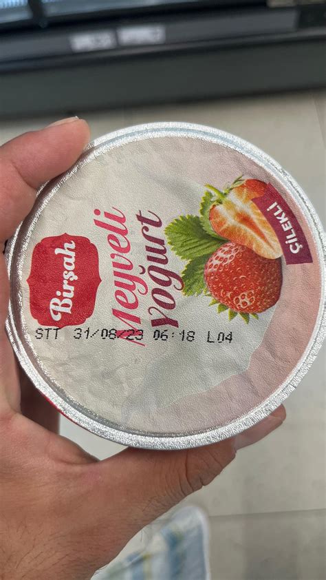Son kullanma tarihi 15 gün geçen yoğurt yedim. (sağlamım ).