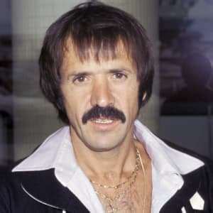 Sonny Bono Birthday, Real Name, Age, Weight, Height