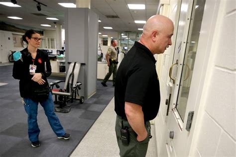 2 days ago · The Pinal County Detention Center houses on average 600 inmates a day. The Detention Center participates in the Federal Government’s 287g program. Right now we have six detention officers who have 287 (g) authority. Through our 287g program in our jail, we have a 48 hour hold to allow ICE agents to take custody of those who have been .... 