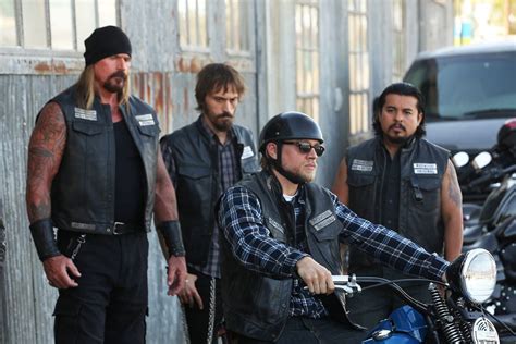Sons of anarchy season 8. Sep 3, 2008 · Season 1 episodes (13) 1 Pilot. 9/3/08. $1.99. When a rival club cleans out and then destroys their illegal arms warehouse, Samcro (Sons of Anarchy Redwood Original) executes their own sense of justice in retrieving their guns. Meanwhile, family issues take center stage with a medical emergency involving Jax Teller's newborn son. 2 Seeds. 9/10/08. 