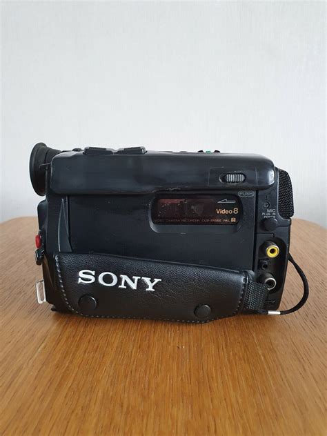 Sony ccd tr55e handycam manuale di riparazione. - A birdwatchers guide to the american south.