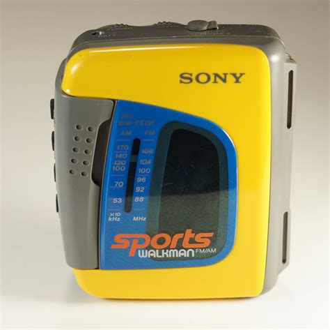 SONY Walkman Sports WM-F45 AM/FM Cassette Player. 