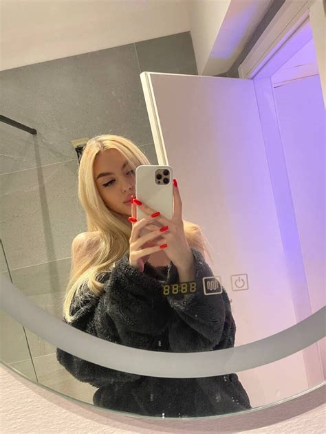 Sophie Baley Leaks XxX 🔥 31 Photos