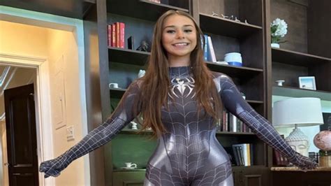The Sophie Rain Spiderman Video is a viral video that has been making the rounds on various social media platforms. The video features Sophie Rain, a 19-year-old social media influencer, dressed up in a Spiderman costume and showing off her dance moves. The video was originally posted on Telegram, and has since been shared on other platforms .... 