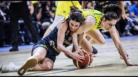 Sopron Basket Fenerbahçe Safiport... - EuroLeague Women