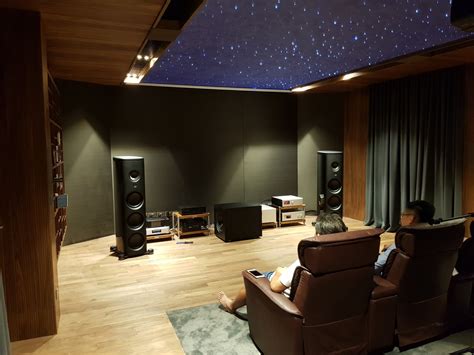 Sound room. Thankfully, you still have options for how to improve acoustics in your room through techniques like diffusion, absorption, tuning and soundproofing you can help counteract acoustical issues. 1. Diffusion. If the problem with your room is mainly bad sound distribution, diffusion may be the best solution. 