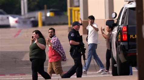 Source: Army booted Texas mall gunman over mental health