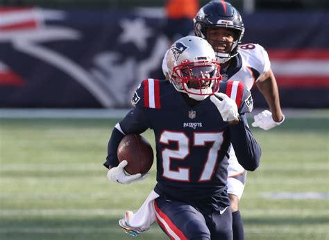 Source: Patriots reacquire CB JC Jackson via trade from Chargers