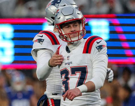 Source: Patriots signing new kicker amid field goal woes