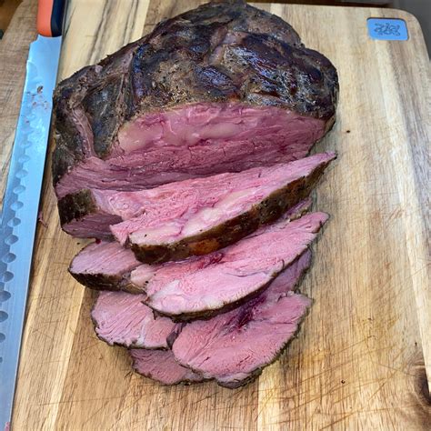 Sous vide chuck roast serious eats. Sep 19, 2023 ... Heat a sous vide water bath to 131F degrees. · Combine the beef with the remaining ingredients (except avocado oil and beef stock) in a vacuum ... 