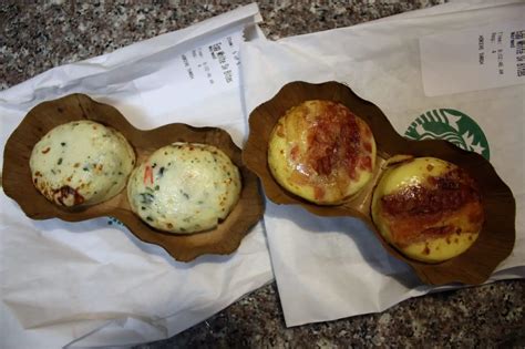 Sous vide egg bites starbucks. Jan 4, 2024 · Add 1.5 c water to pot and lower a trivet inside. Scramble together in a bowl your eggs, then pour them into a blender with your cheese, yogurt and cottage cheese. Blend until smooth. Pour egg mixture in a bowl and add diced ham, stir together. Add basil to bottom of each egg hole in your mold. 