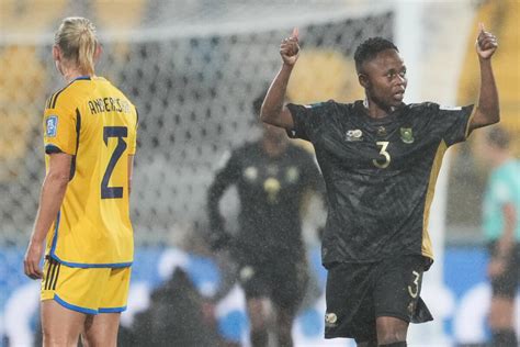 South Africa puts its Women’s World Cup faith in star forward Hildah Magaia