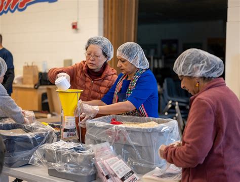 South Bay Rotary clubs package 24,000 meals for hunger relief nonprofit