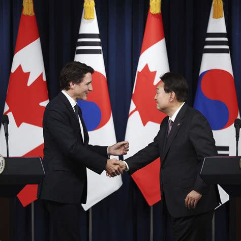 South Korean, Canadian leaders vow cooperation on clean energy, North Korea threat