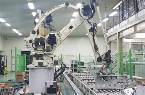 South Korean Man Killed by Industrial Robot: A Horrific Tragedy with Sobering Implications