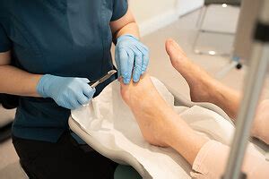 South Ockendon podiatrist chiropodist foot health practitioner