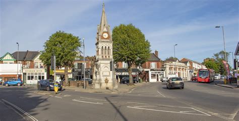 Southampton to Bitterne Park, Triangle - 2 ways to travel via train ...