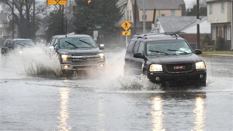 Southern CT Weather: Freezing Drizzle May Impact Monday Travel