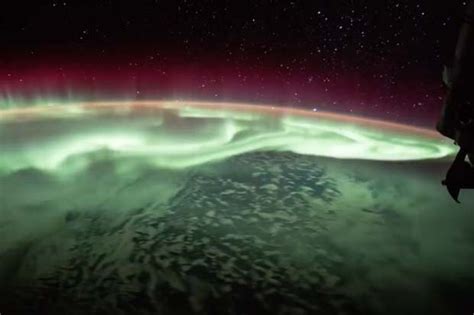 Southern Lights Dazzle In Spectacular Timelapse Video