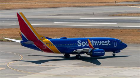 Southwest Airlines’ labor challenges grow as 6,100 customer …