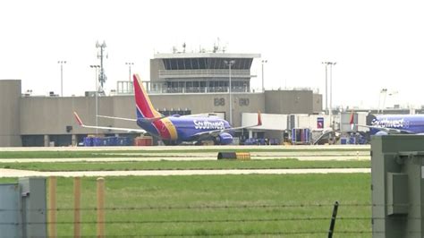 Southwest flight returns to air after runway not clear at Austin airport, FAA says