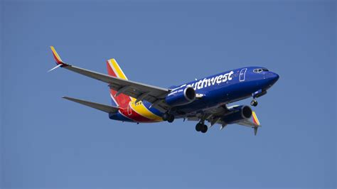 Southwest reinstates dividend after three years as travel rebounds …