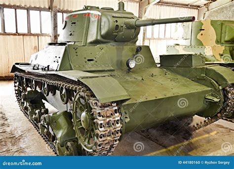 Soviet T-26 Light Infantry Tank bol.com