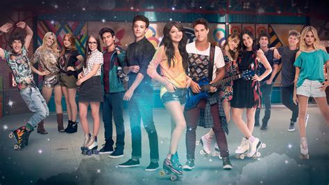Soy luna esta en netflix. .  ...