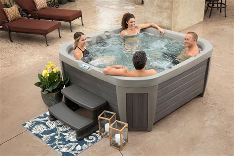 Costco offers an amazing selection of premium hot tubs and spas in numerous colors, configurations, and price points, so you can find one that perfectly suits your needs. Hot tubs