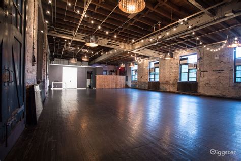 Large Bushwick Gallery Space. $150 /hr. 10. Responds within a few hours. Brooklyn, NY. SuperHost. Warehouse facility in DUMBO: Location 4023. $650 /hr. Responds within 1 hr.. 