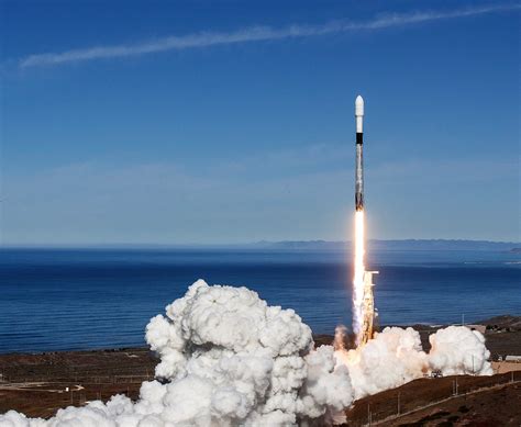 SpaceX's Falcon 9 rocket launch delayed