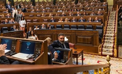 Spain allows lawmakers to speak Catalan, Basque and Galician languages in Parliament