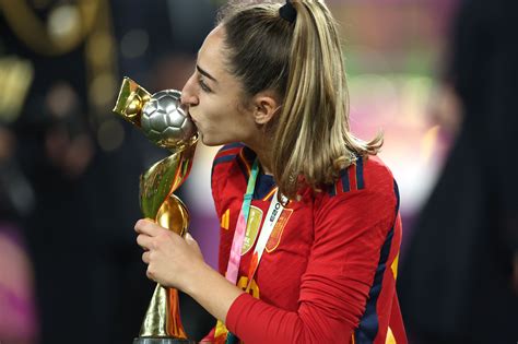 Spain celebrates Women’s World Cup at home with Carmona remembering her late father