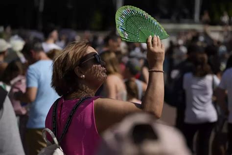 Spain sweats out sultry nights as heat wave bakes southern Europe