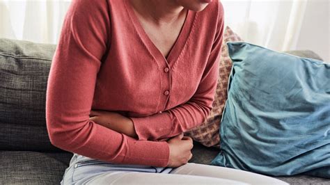Gas, trapped air in your digestive tract, results from your body digesting food. Sometimes gas and indigestion can cause sharp pains in your upper abdomen or lower intestine. This pain usually ...