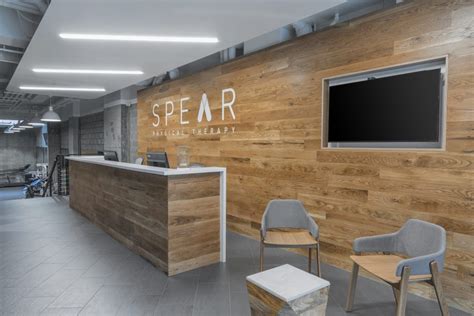 Spear pt. Spear’s first clinic in the outer boroughs is located in the heart of the historic Brooklyn Heights neighborhood, within the landmark St. George Tower (one of Brooklyn’s most majestic buildings). The clinic’s high-energy team of therapists comes from a wide range of backgrounds and experiences that is a perfect match for the diverse ... 