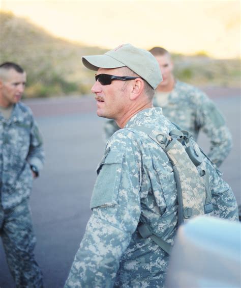 Special Forces recruiters prep Fort Bliss Soldiers for SFAS